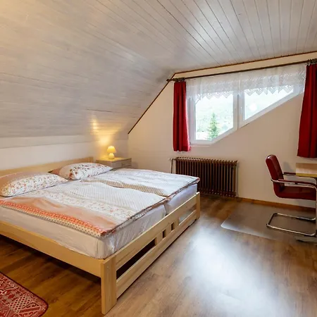 アパート Apartmaji Arh Matilda ボーヒニ