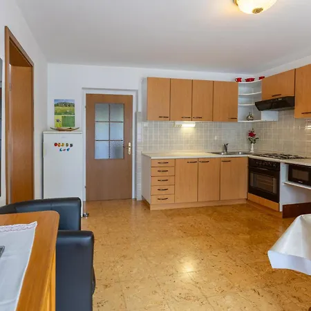Apartment Apartmaji Arh Matilda *